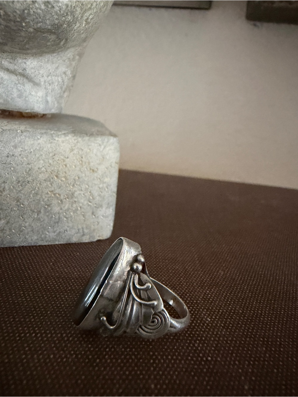 Vintage Navajo Hematite Sterling Silver Ring‎ Size 7 Southwestern - Picture 3 of 7